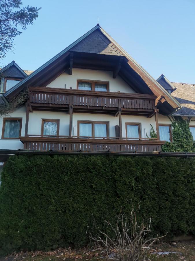 Arkadenhof Bed and Breakfast Fürstenfeld Exteriör bild