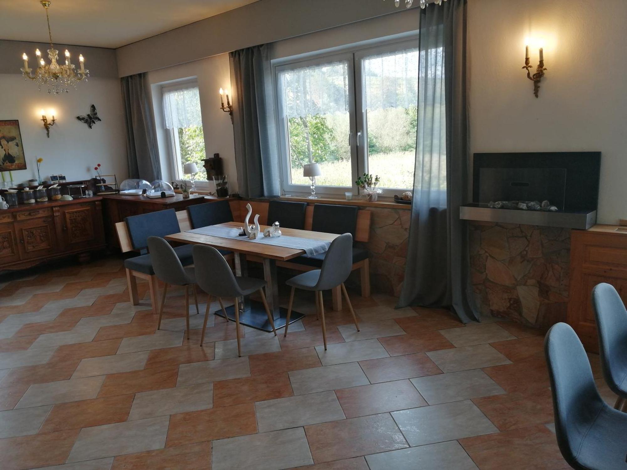 Arkadenhof Bed and Breakfast Fürstenfeld Exteriör bild